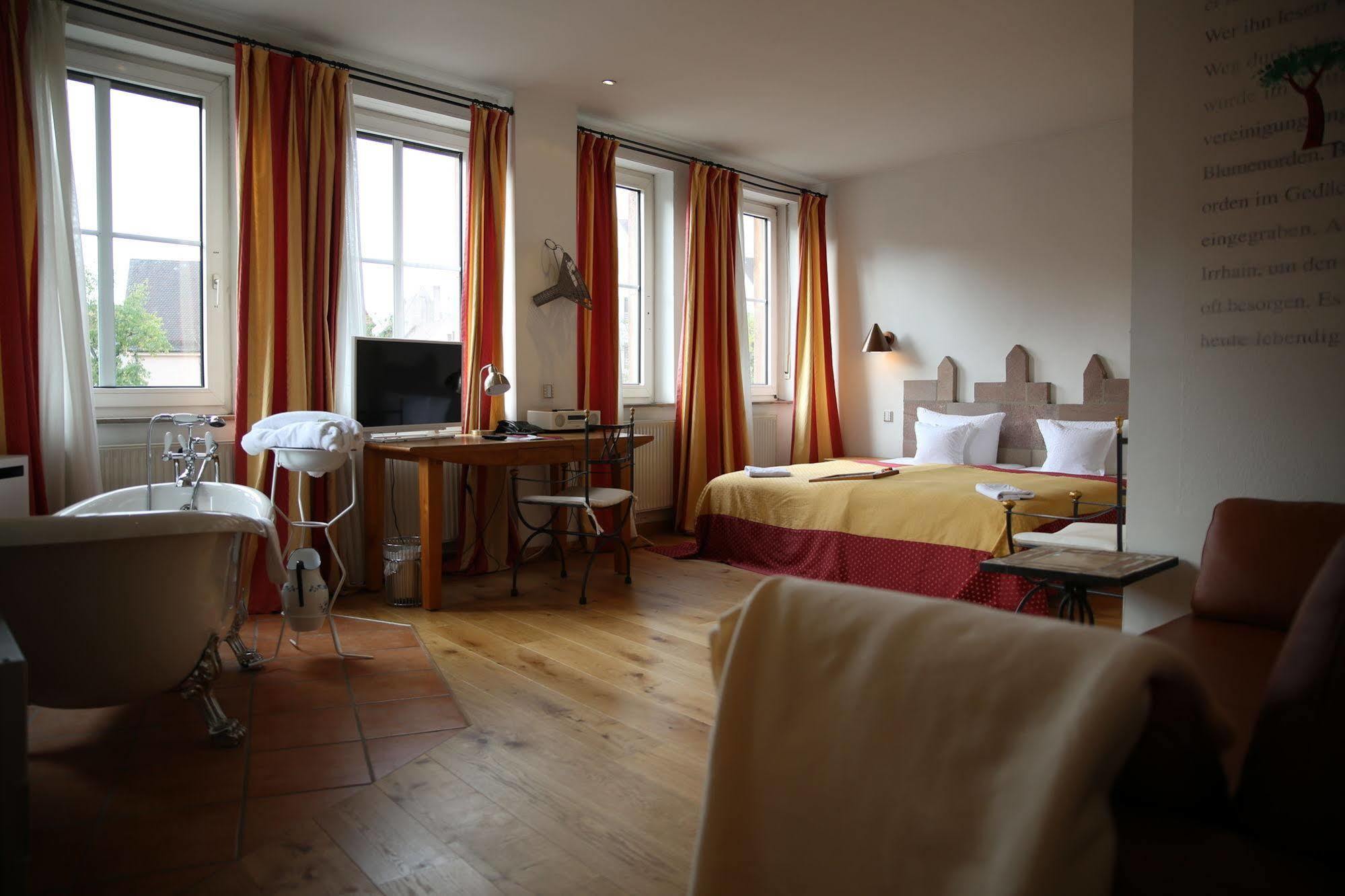Hotel Drei Raben Nürnberg Kültér fotó